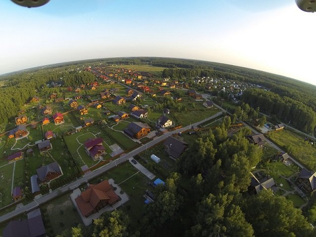 Панорамные виды поселка «Романовские дачи»