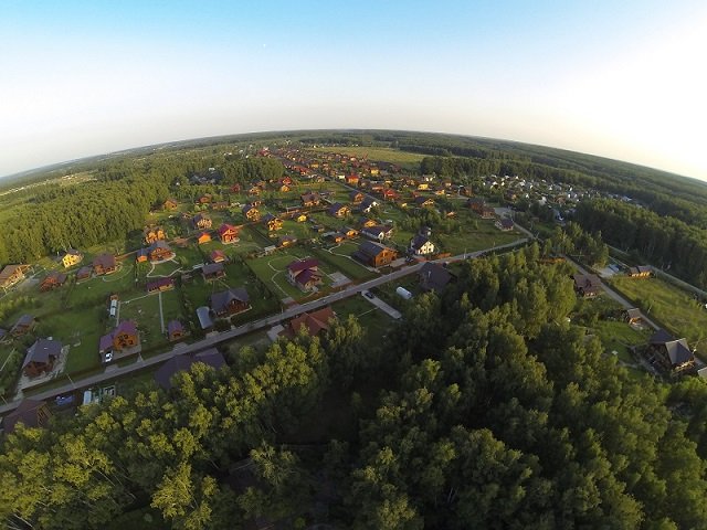 Панорамные виды поселка «Романовские дачи»