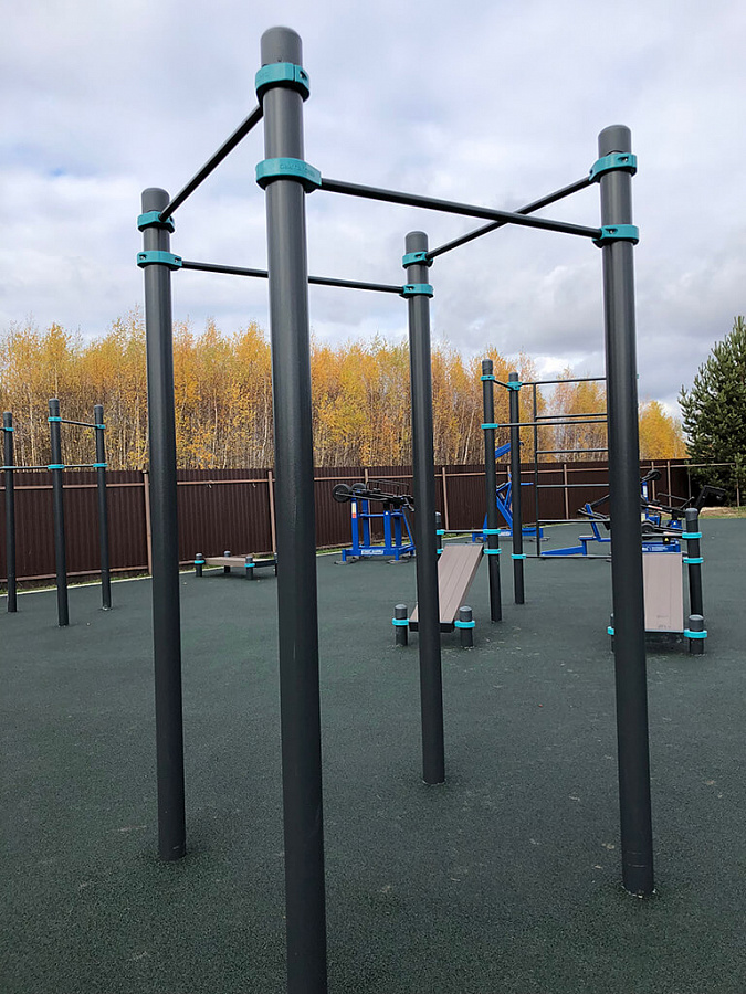 Спортивная площадка поселка