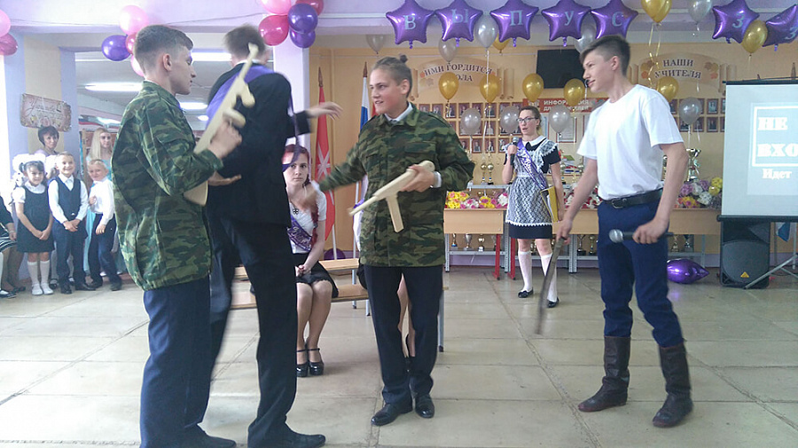 Фото последнего звонка 2018