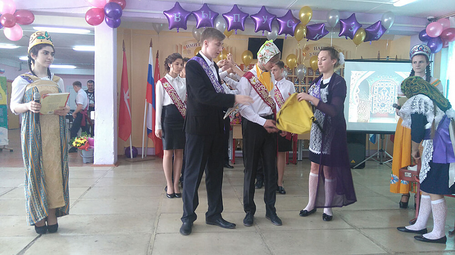 Фото последнего звонка 2018